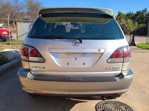 Used 2001 Lexus RX 300 w/ Premium Pkg Plus FWD image 4