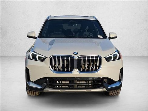 Used 2026 BMW X1 xDrive28i w/ Convenience Package AWD/4WD image 2