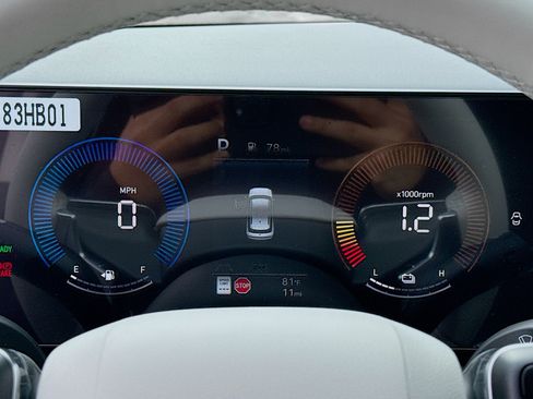 New 2026 Hyundai Santa Fe SE FWD image 9