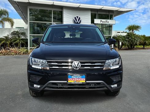 Certified 2020 Volkswagen Tiguan SEL image 2