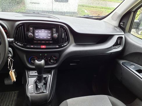 Used 2018 RAM ProMaster City Tradesman FWD image 13