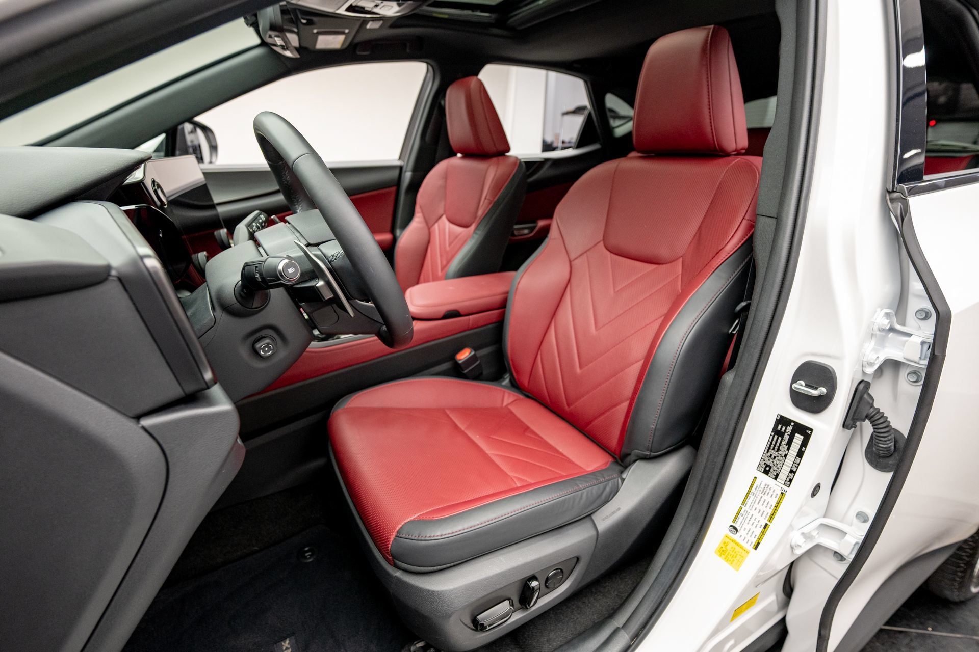 Used 2023 Lexus NX 350 AWD image 11
