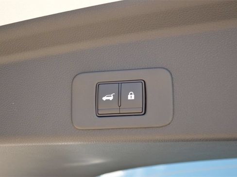 Used 2025 Nissan Murano SL w/ Cargo Package AWD/4WD image 10