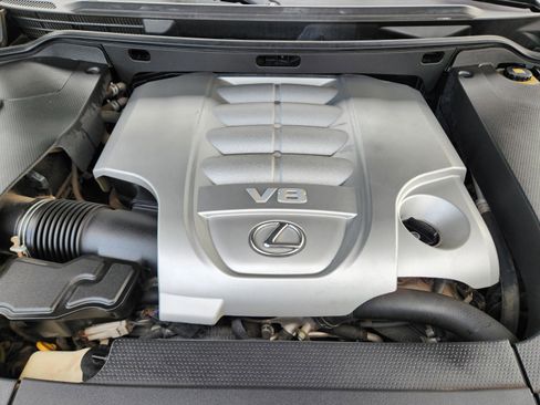Used 2009 Lexus LX 570 4WD image 41