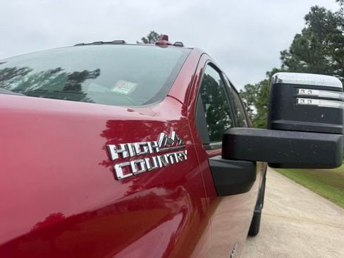 Used 2020 Chevrolet Silverado 2500 High Country w/ Z71 Off-Road Package AWD/4WD image 10