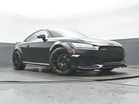 Used 2021 Audi TT RS image 9