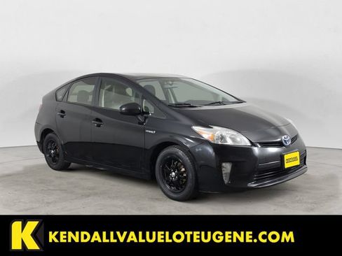 Used 2012 Toyota Prius Two FWD image 3