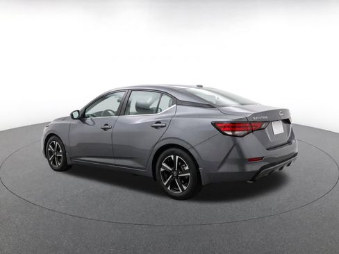 Used 2025 Nissan Sentra SV FWD image 7
