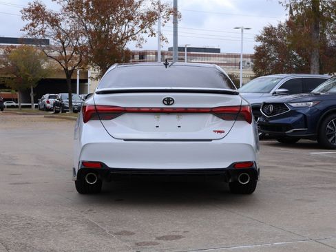 Used 2021 Toyota Avalon TRD image 5