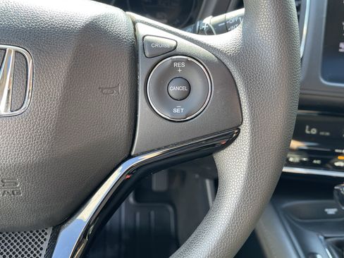 Used 2017 Honda HR-V EX image 23