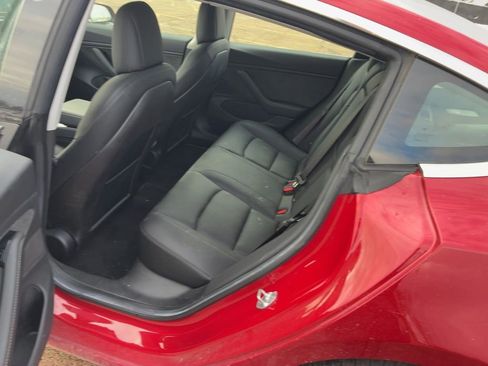 Used 2018 Tesla Model 3 Long Range image 4