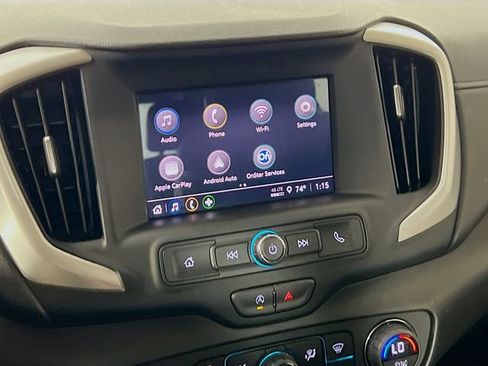 Used 2023 GMC Terrain SLE w/ Driver Convenience Package FWD image 17