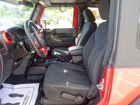 Used 2013 Jeep Wrangler Sport AWD/4WD image 10