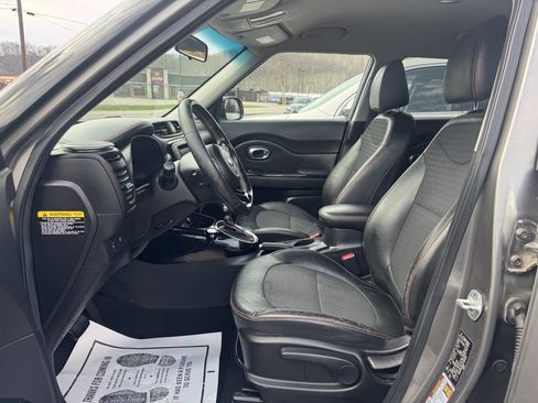Used 2018 Kia Soul ! image 14