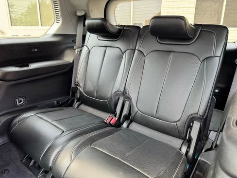 Used 2021 Jeep Grand Cherokee L Limited w/ Luxury Tech Group II image 40