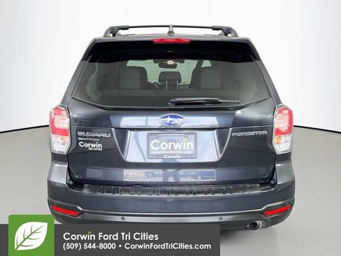 Used 2018 Subaru Forester 2.5i Limited AWD/4WD image 14