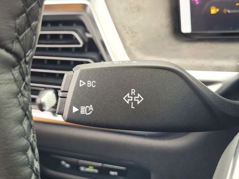 New 2026 BMW X5 sDrive40i image 30