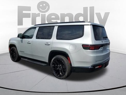 Used 2024 Jeep Wagoneer Series II w/ Convenience Group I AWD/4WD image 3