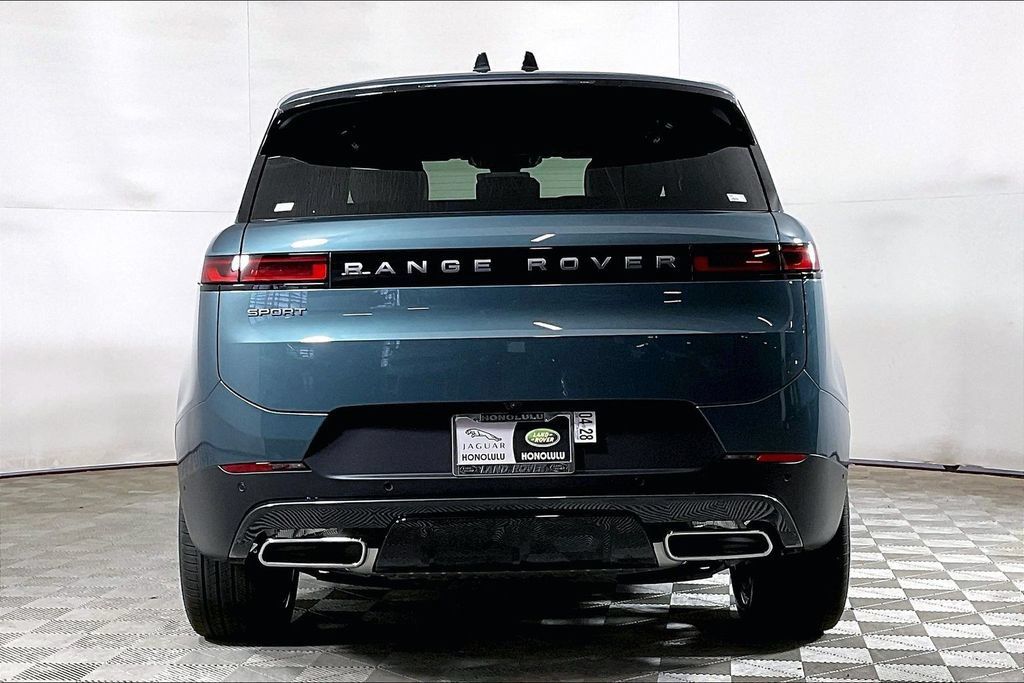 New 2026 Land Rover Range Rover Sport SE AWD/4WD image 3