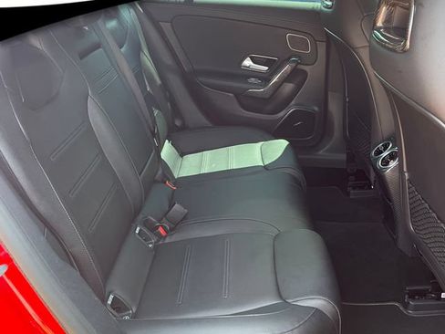 Used 2020 Mercedes-Benz CLA 250 image 12