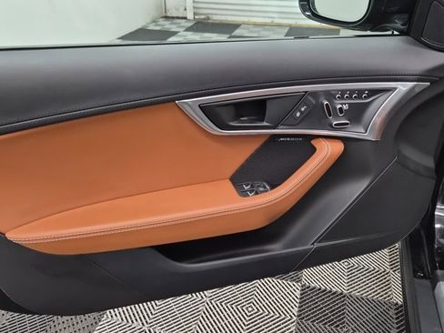 Used 2020 Jaguar F-TYPE Coupe image 11