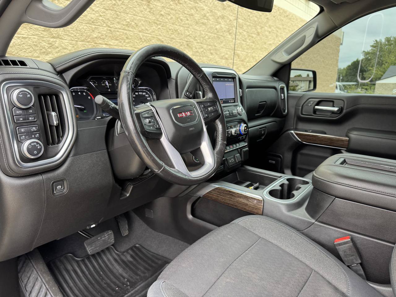 Used 2019 GMC Sierra 1500 Elevation w/ Elevation Value Package AWD/4WD image 15