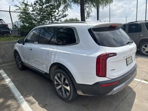 Used 2022 Kia Telluride S AWD/4WD image 6