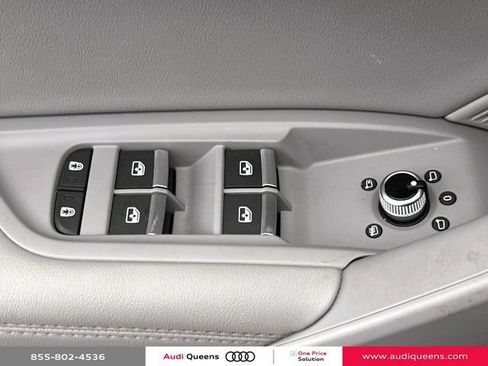 Used 2023 Audi Q5 2.0T Premium Plus w/ Premium Plus Package AWD/4WD image 19