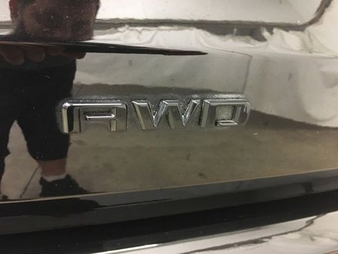 Used 2024 Chevrolet Traverse RS w/ LPO, Floor Liner Package image 12