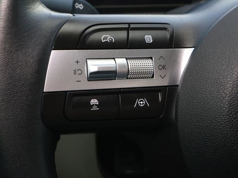 Used 2025 Hyundai Tucson SEL FWD image 24