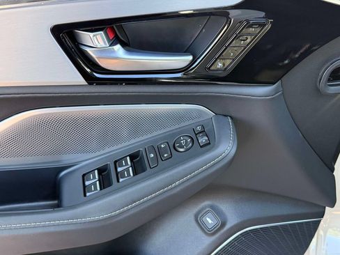 Certified 2026 Acura MDX SH-AWD w/ Technology Package image 16
