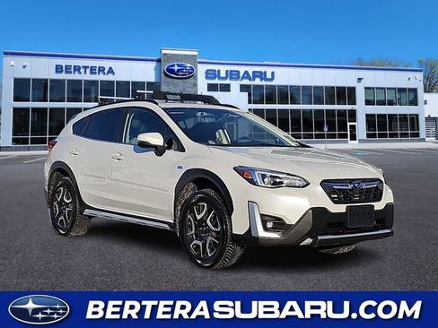 Used 2023 Subaru Crosstrek Hybrid w/ Moonroof Package w/Navigation image 1
