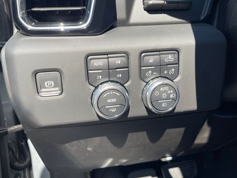 New 2026 GMC Sierra 1500 Denali w/ Technology Package image 11