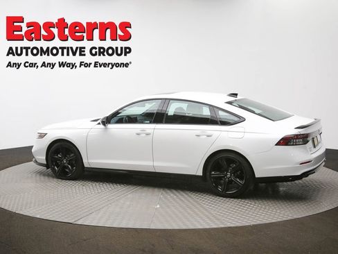 Used 2025 Honda Accord Sport image 63