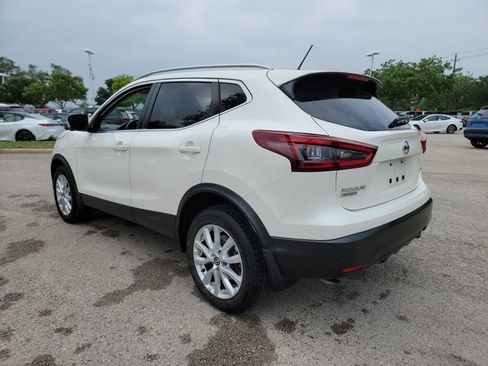 Used 2020 Nissan Rogue Sport SV w/ Technology Package FWD image 7