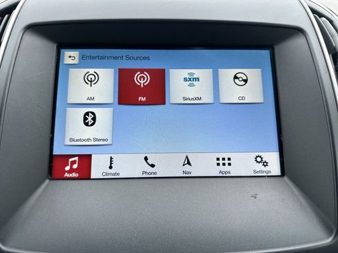 Used 2018 Ford Edge SEL w/ Equipment Group 201A image 30