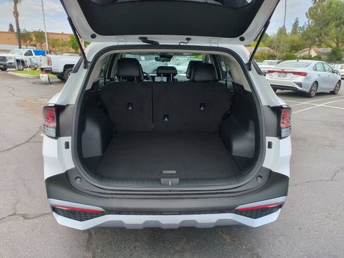 Certified 2024 Kia Sportage EX FWD image 32