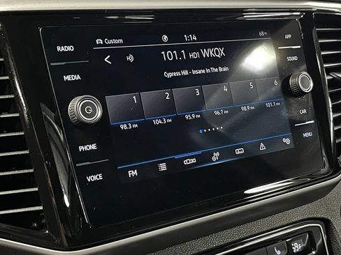 Certified 2023 Volkswagen Atlas Cross Sport SE AWD/4WD image 28