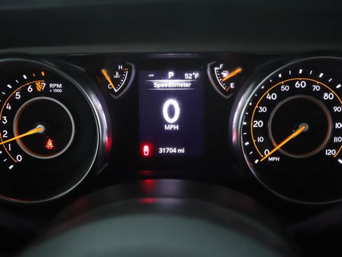 Used 2022 Jeep Gladiator Sport AWD/4WD image 10