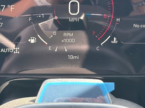 New 2026 GMC Yukon XL AT4 image 26