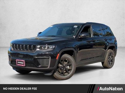 New 2026 Jeep Grand Cherokee Altitude RWD image 1