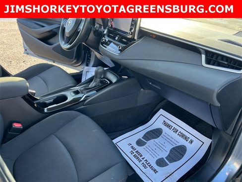 Used 2021 Toyota Corolla LE image 30