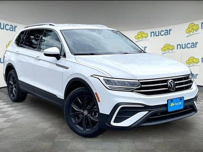 Used 2024 Volkswagen Tiguan SE