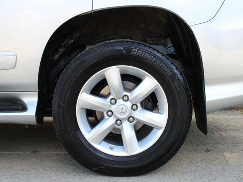 Used 2017 Lexus GX 460 AWD/4WD image 39