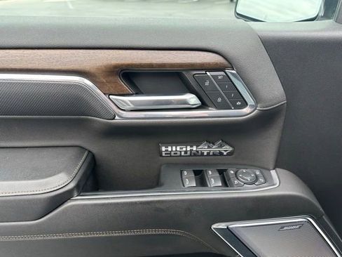 Certified 2024 Chevrolet Silverado 1500 High Country w/ High Country Premium Package AWD/4WD image 3