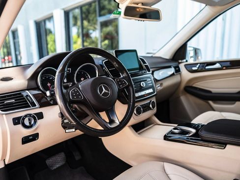 Used 2018 Mercedes-Benz GLE 350 4MATIC image 28