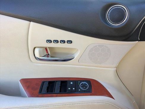 Used 2010 Lexus RX 350 2WD image 17