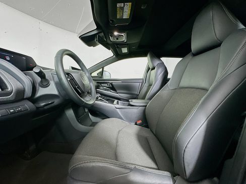 Used 2024 Toyota bZ4X XLE w/ Weather Package image 13