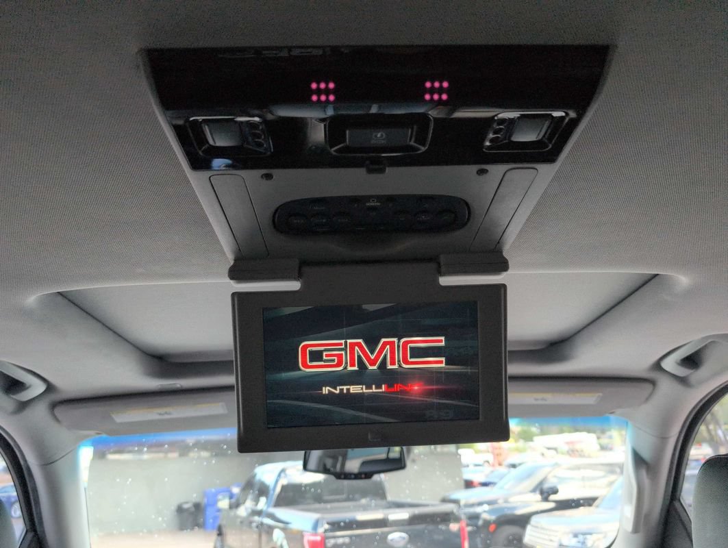 Used 2017 GMC Yukon SLT w/ Open Road Package AWD/4WD image 13