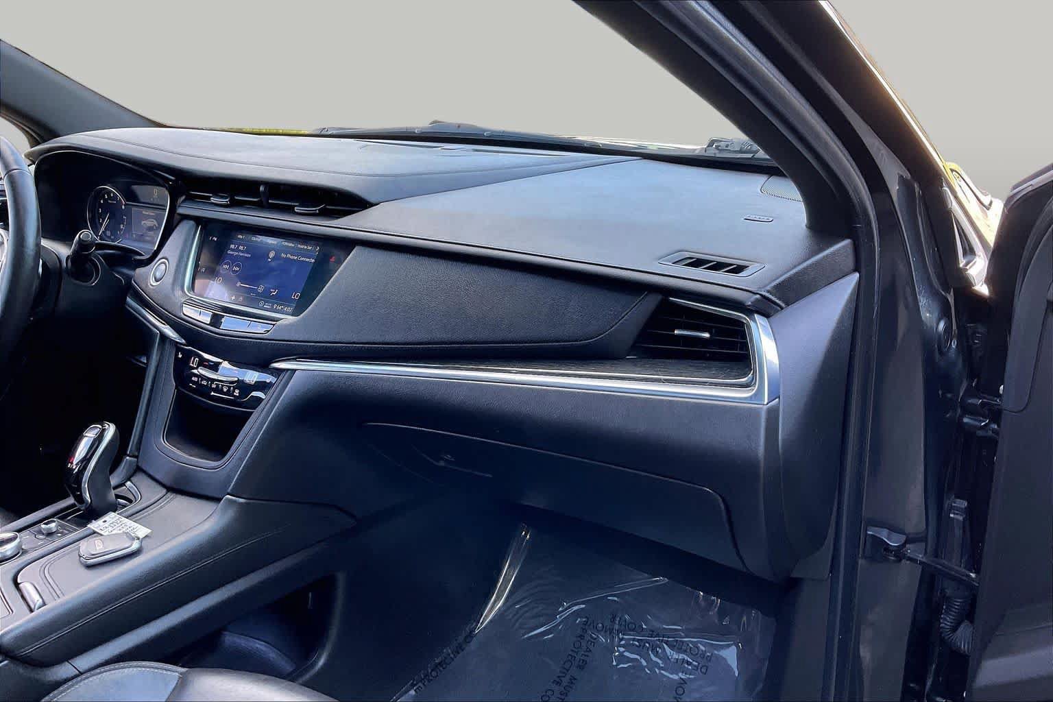 Used 2020 Cadillac XT5 Premium Luxury AWD/4WD image 18